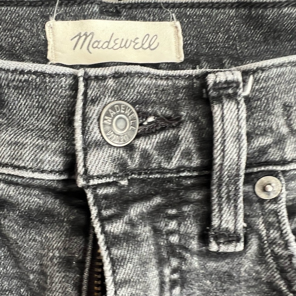 Madewell The Mom Jean Distressed Black Sz 29